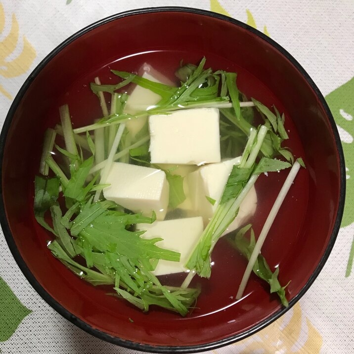 優しい味♡水菜と豆腐のすまし汁